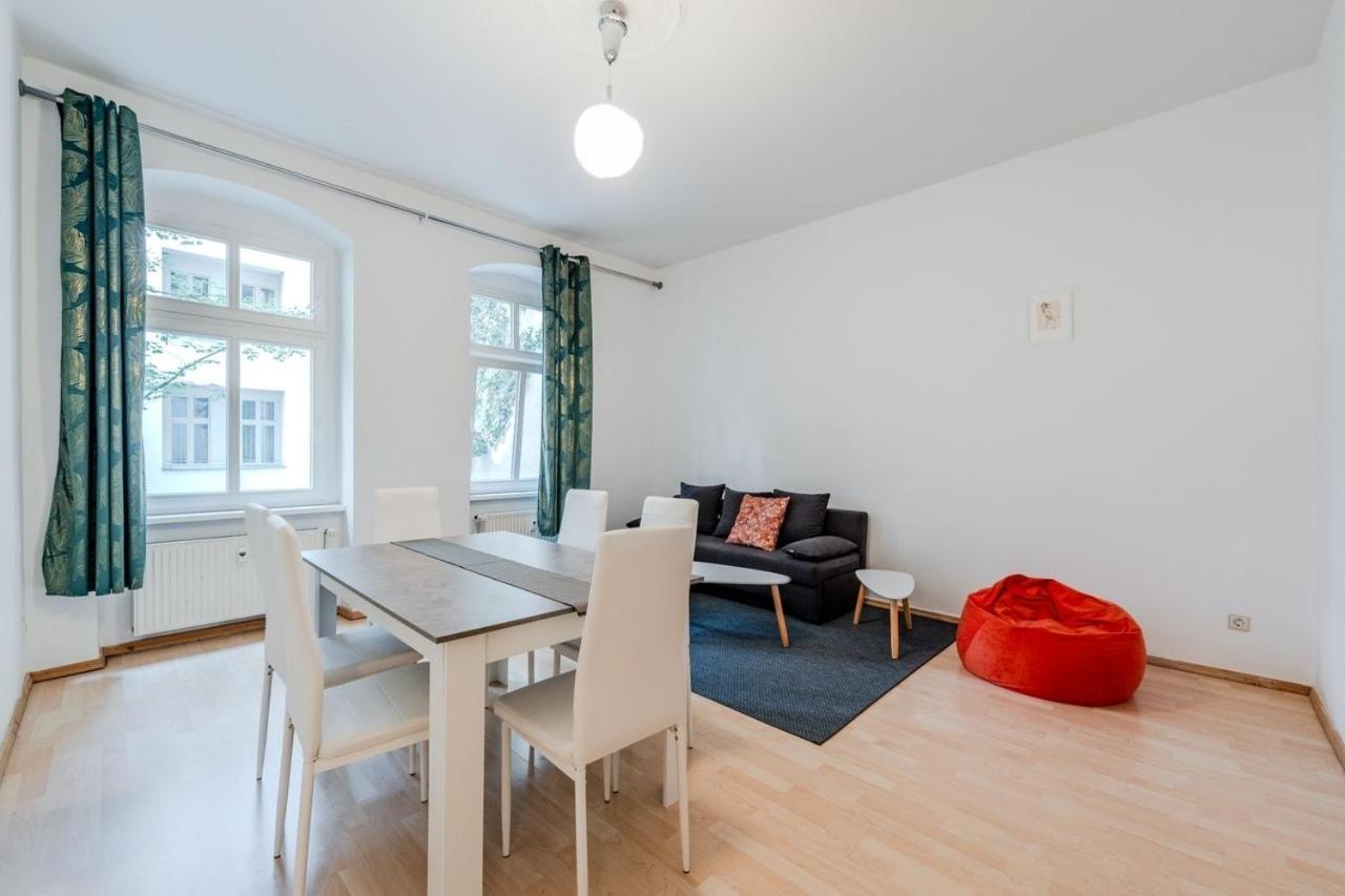 Tranquil Retreat Prenziberlin Near Alexanderplatz Berlim